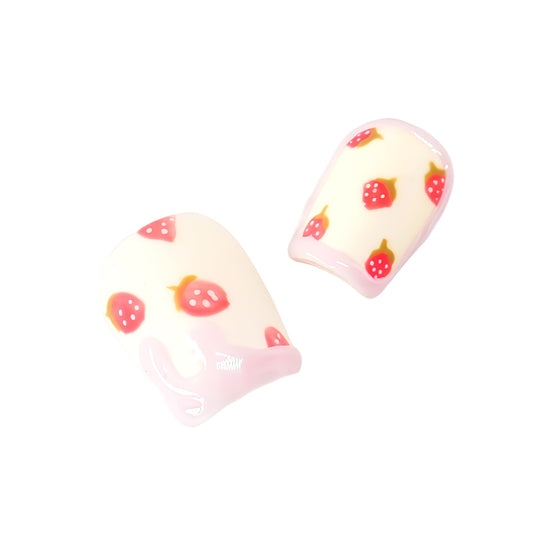 Press-On Nails: Strawberry & Cream