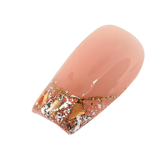 Press-On Nails: Golden Touch