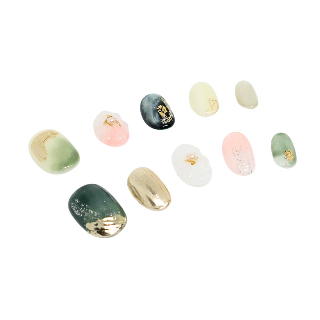 Press-On Nails: Garden Whispers