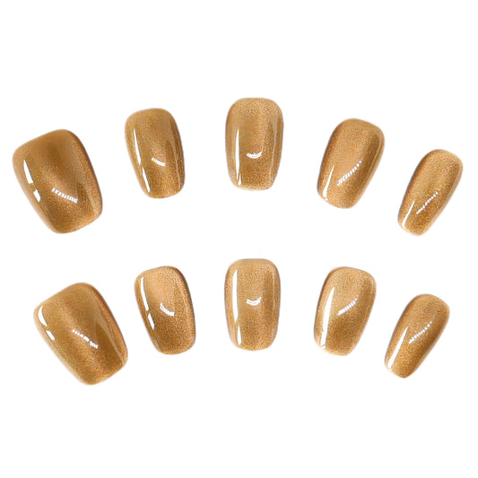 Press-On Nails: Golden Sand