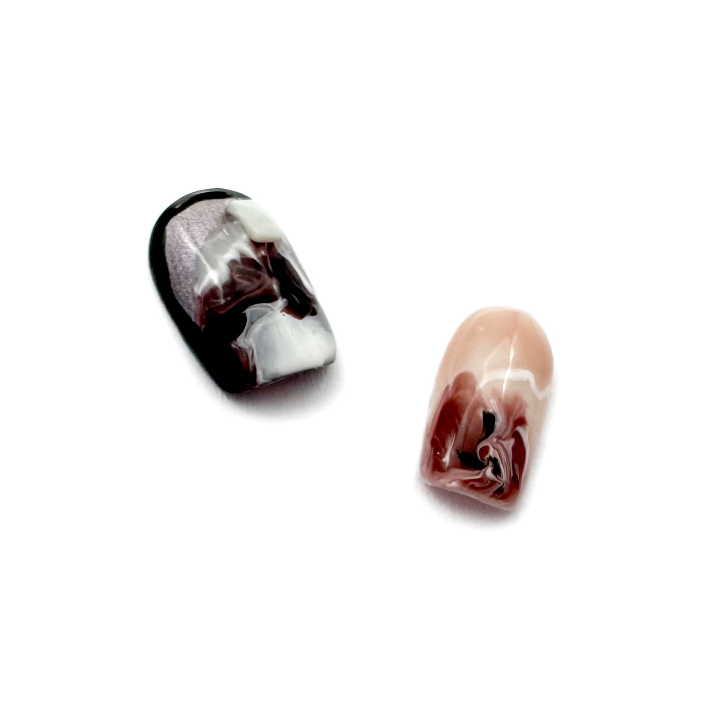 Press-On Nails: Whimsical Marble