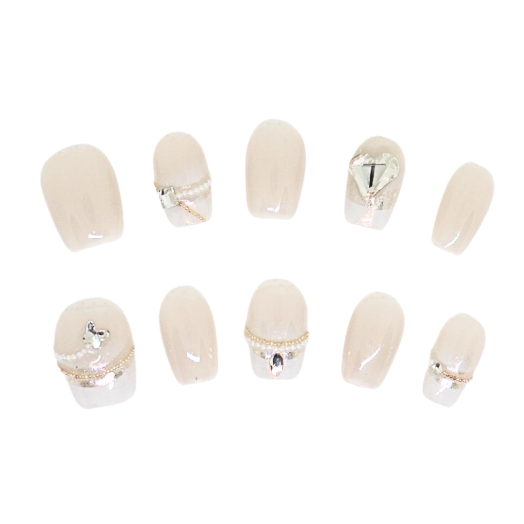Press-On Nails: Lustre Veil